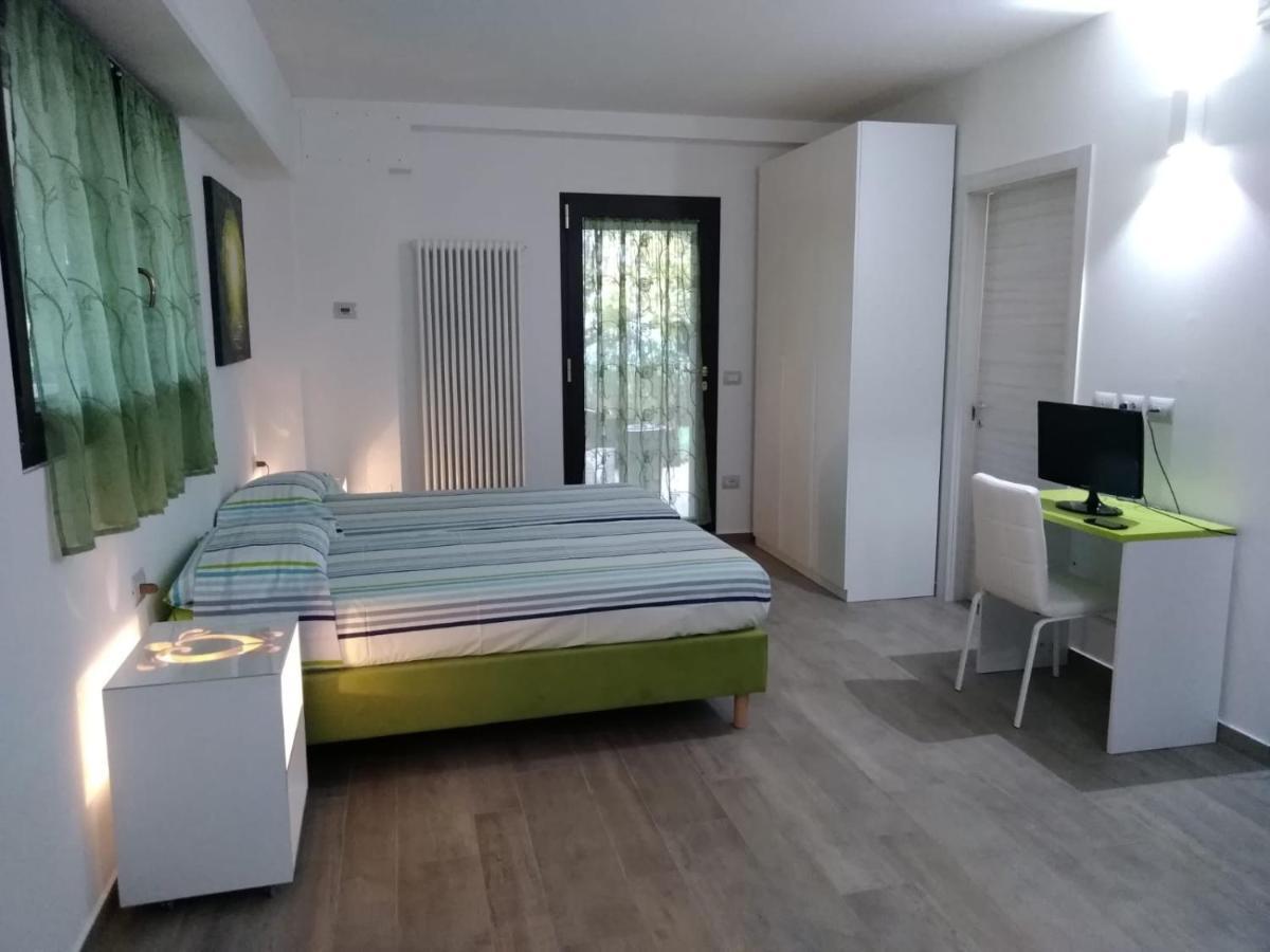 "Cara Pace" In Collina Per Famiglie Bed & Breakfast Montefiore Conca Exterior photo