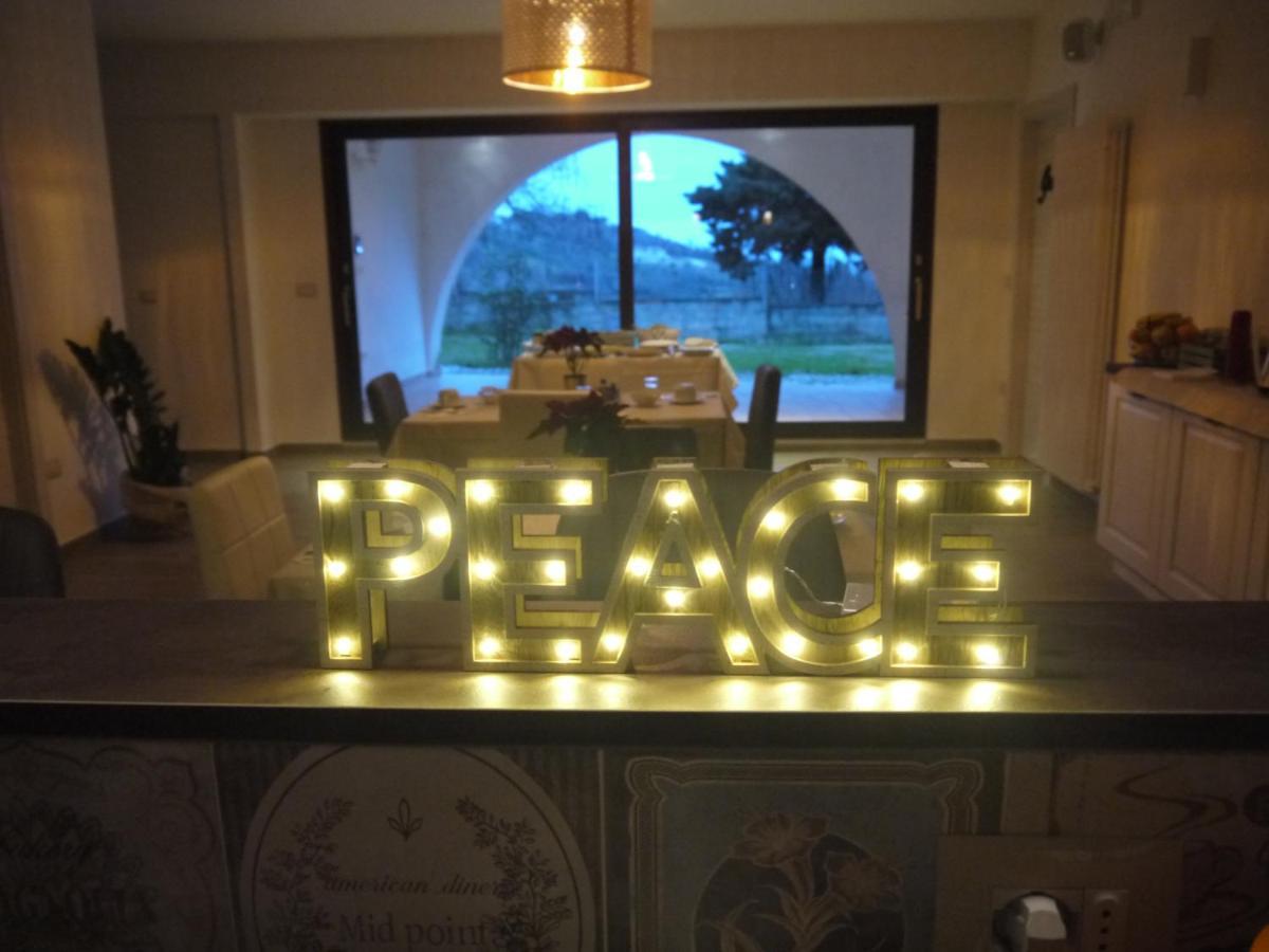 "Cara Pace" In Collina Per Famiglie Bed & Breakfast Montefiore Conca Exterior photo