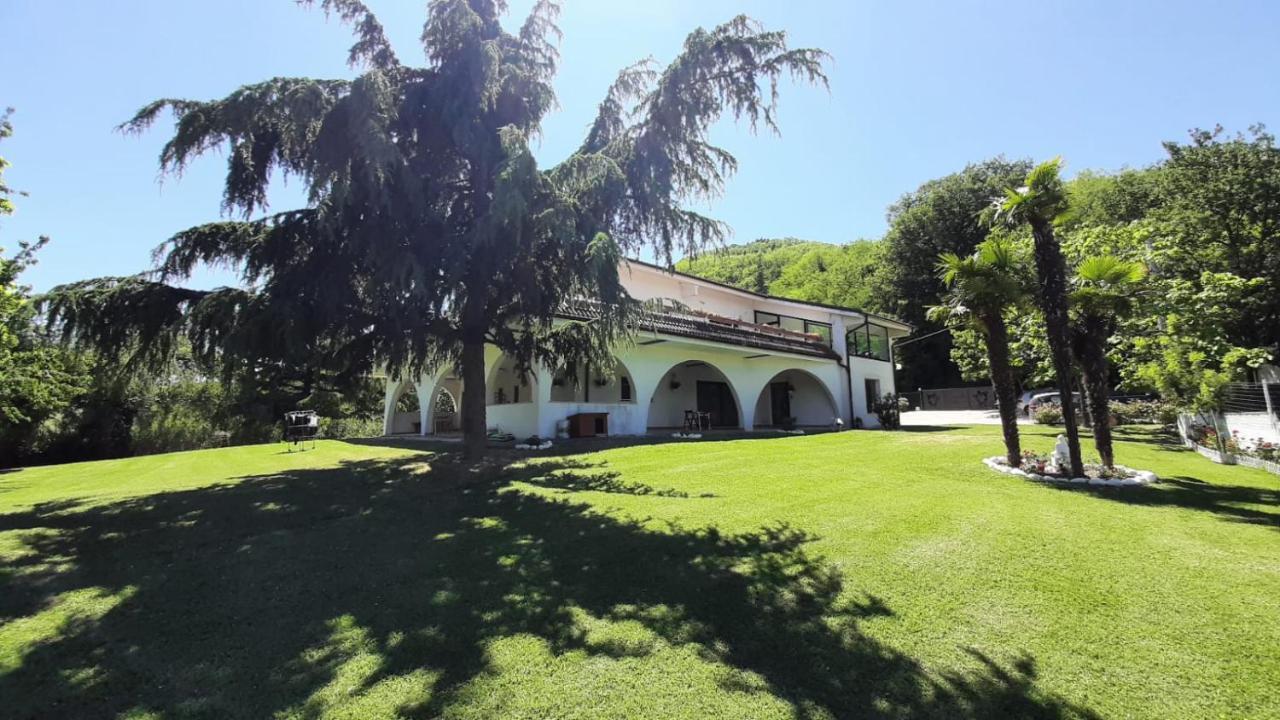 "Cara Pace" In Collina Per Famiglie Bed & Breakfast Montefiore Conca Exterior photo