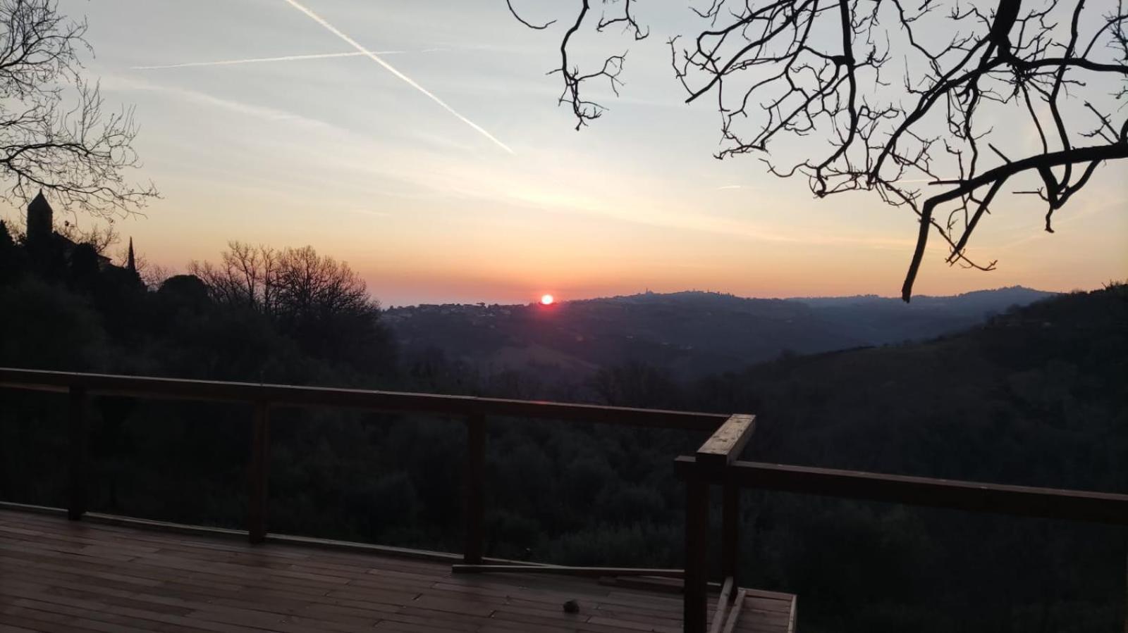 "Cara Pace" In Collina Per Famiglie Bed & Breakfast Montefiore Conca Exterior photo