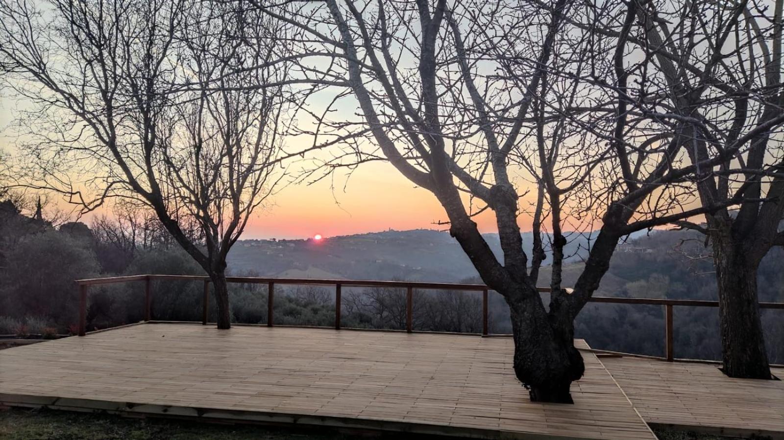"Cara Pace" In Collina Per Famiglie Bed & Breakfast Montefiore Conca Exterior photo